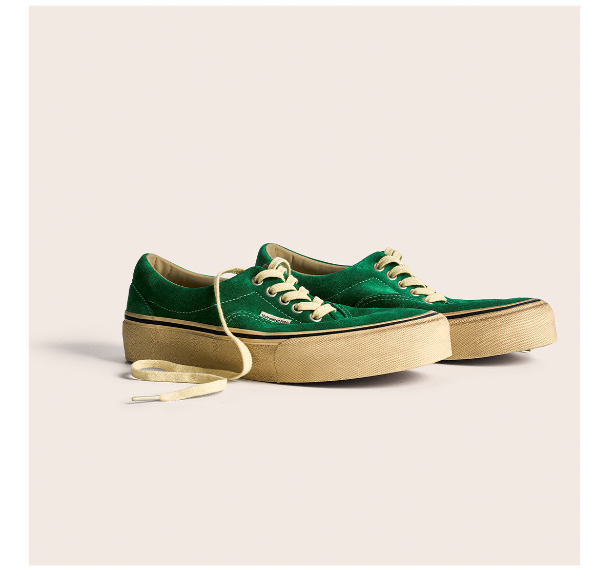 suede low-top canvas shoes Thick-soled vulcanized shoes Retro Japanese trendy men's and women's crestboard shoes 2025