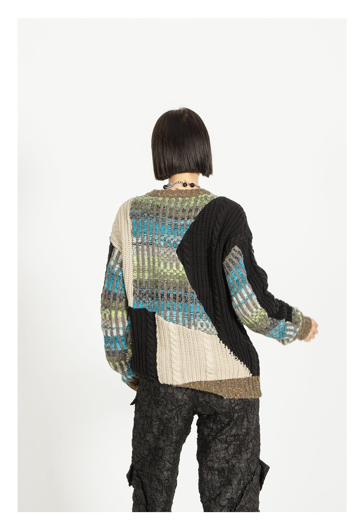 Heavy-weight twisted patchwork gradient back collar camel wool sweater