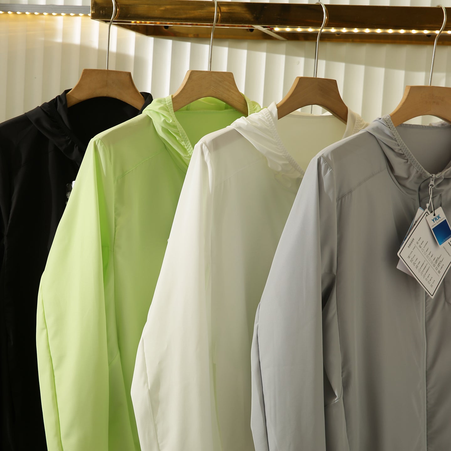 Lightweight and Non-Stuffy Ice Feel Sun Protection Jacket Outdoor Sports Unisex Spring Summer Breathable Skin Jacket Thin Coat