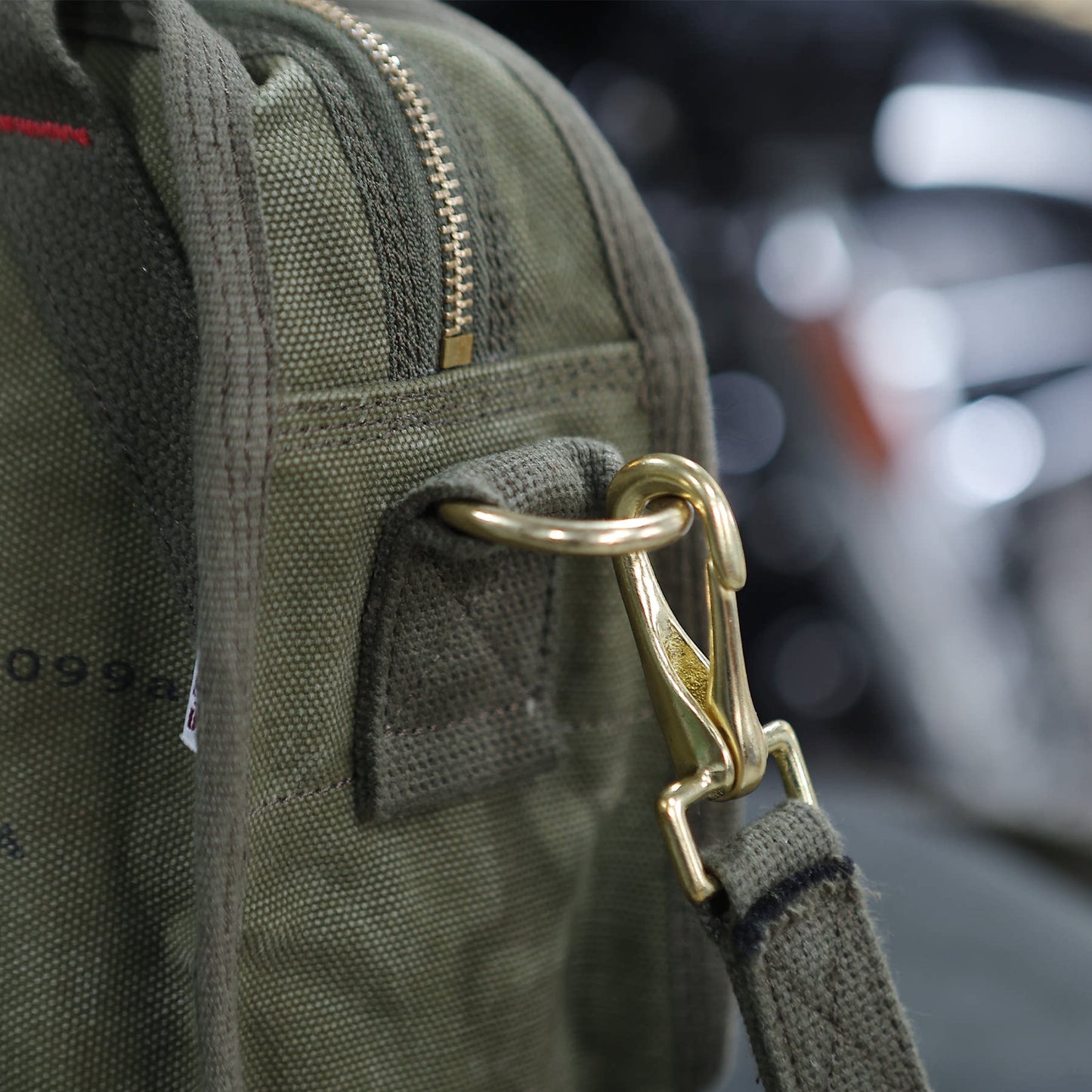 Heavyweight Canvas Pilot Crossbody Bag – Military Green