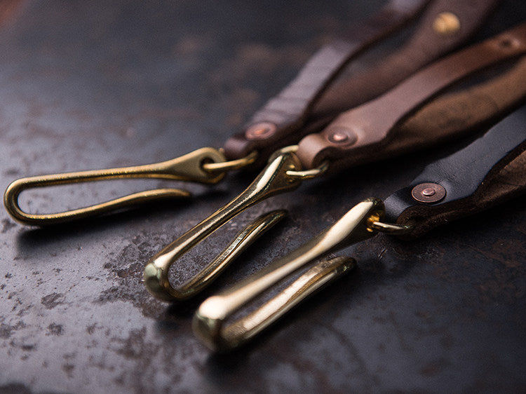 Leather Motorcycle Glove Clamp – Handlebar Glove Holder – Japanese vintage | yamalin clothes | Yamalinclothes