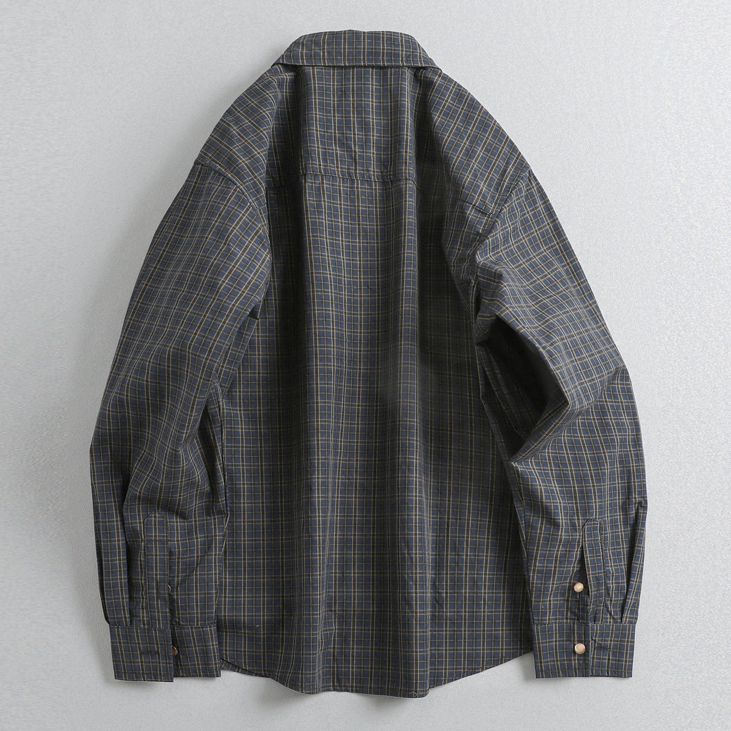 Japanese Retro Plaid Shell Buckle Long Sleeve Shirt – Loose Versatile Cotton Shirt for Men – Japanese vintage | yamalin clothes | Yamalinclothes