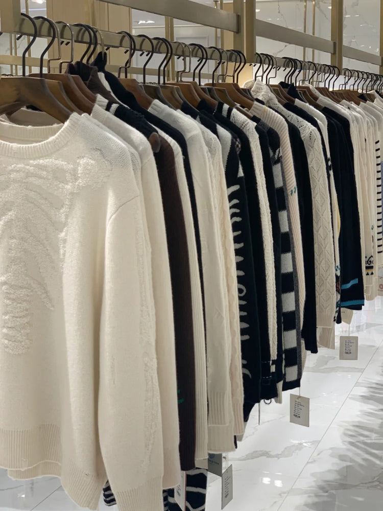 Knitted sweater factory,  high quality shipments. OEM, accept small orders.