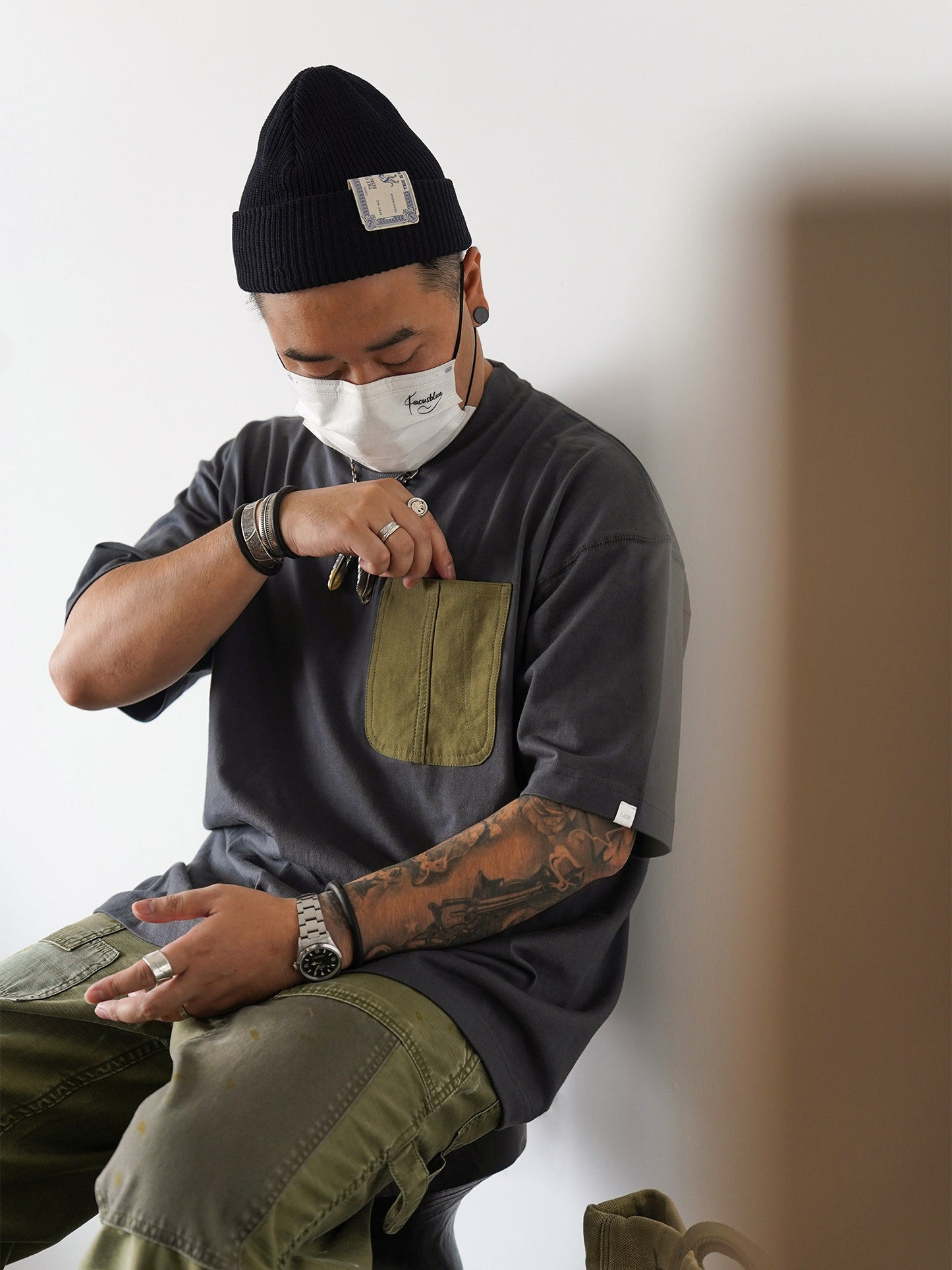 Japanese Workwear Military Pocket Tee – Unisex Loose Short Sleeve T-Shirt