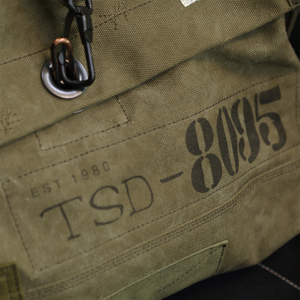 Military Canvas Crossbody Bag – Vintage Distressed Hardware Unisex – Japanese vintage | fall outfits 2026 | fall winter outfits | classy winter outfits | lazy comfy outfits | japanese streetwear | vintage workwear | yamalin clothes | Yamalinclothes