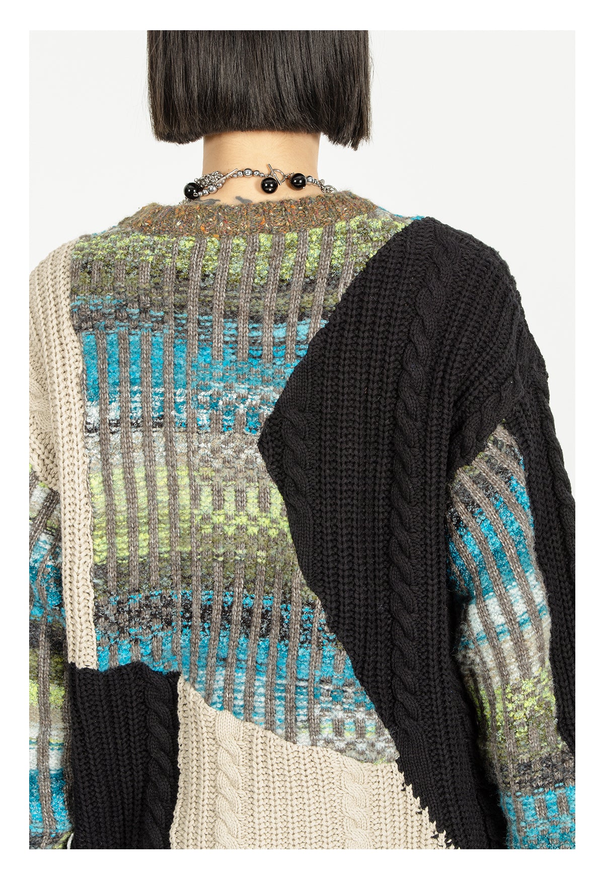 Heavy-weight twisted patchwork gradient back collar camel wool sweater