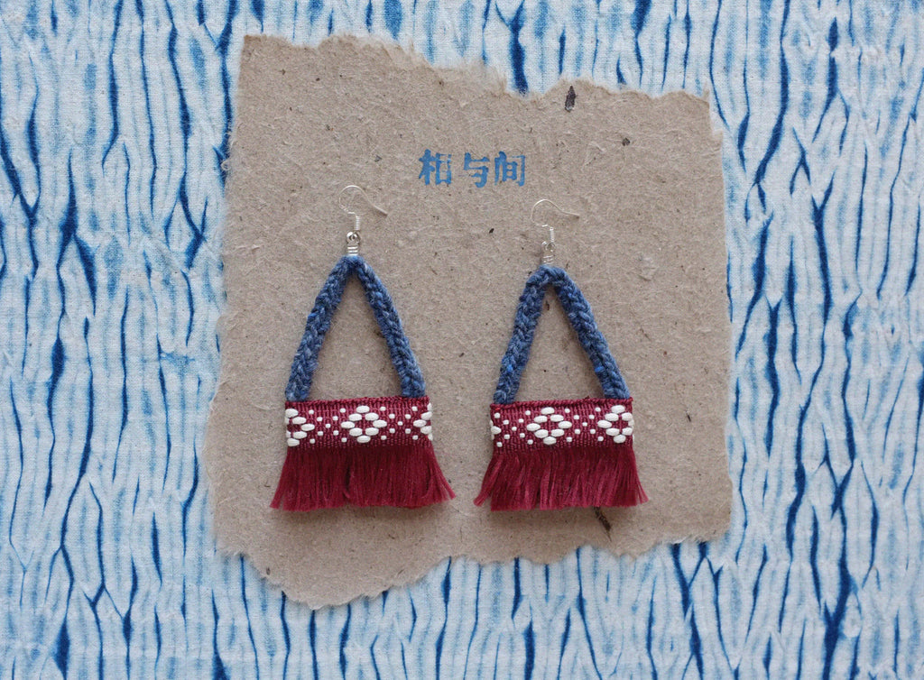 Original Earrings Niche Design Sense High-end Unique Color-blocking Handmade Crochet Silver Ear Studs