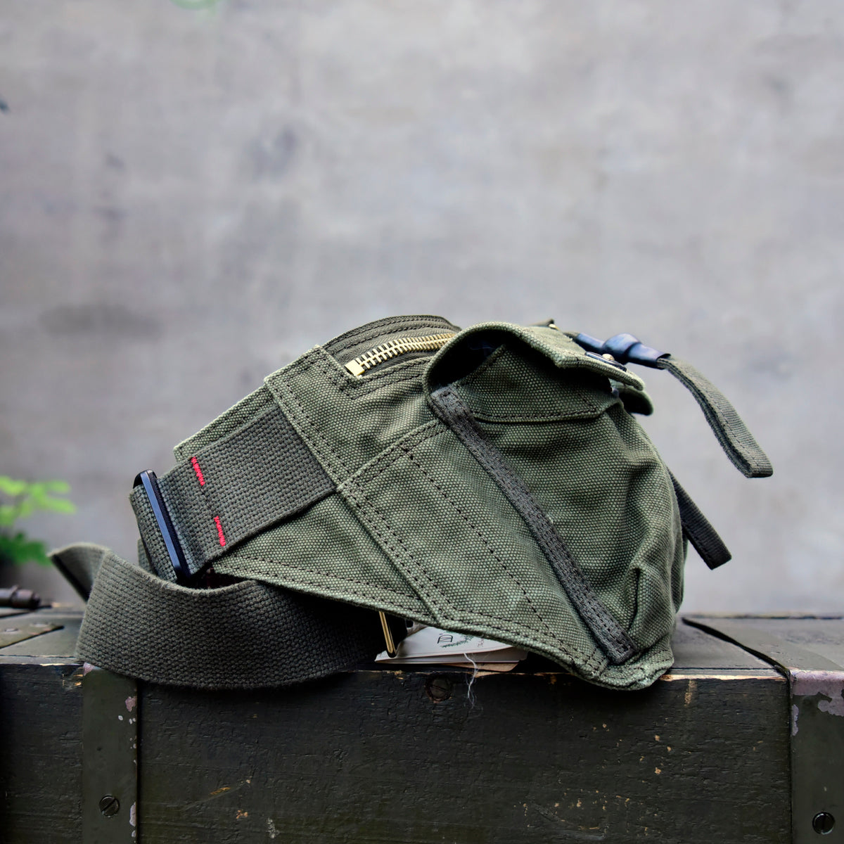 Washed Canvas Distressed Fanny Pack – Vintage 3-Way Chest Crossbody Unisex – Bags | japanese streetwear | vintage workwear | unisex | Yamalinclothes