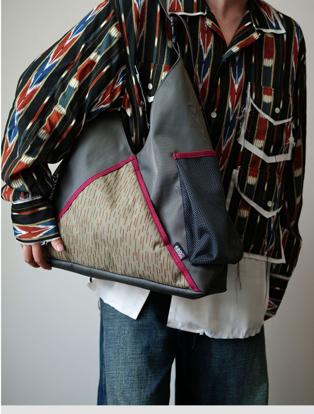 Original 2024 New Fashion Mountain Style Single Shoulder Bag Unisex Large Capacity Fashion Crossbody Bag