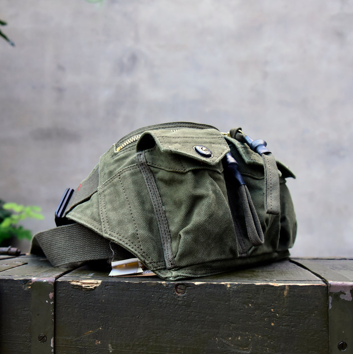 Washed Canvas Distressed Fanny Pack – Vintage 3-Way Chest Crossbody Unisex – Bags | japanese streetwear | vintage workwear | unisex | Yamalinclothes