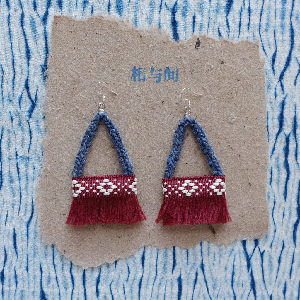 Original Earrings Niche Design Sense High-end Unique Color-blocking Handmade Crochet Silver Ear Studs