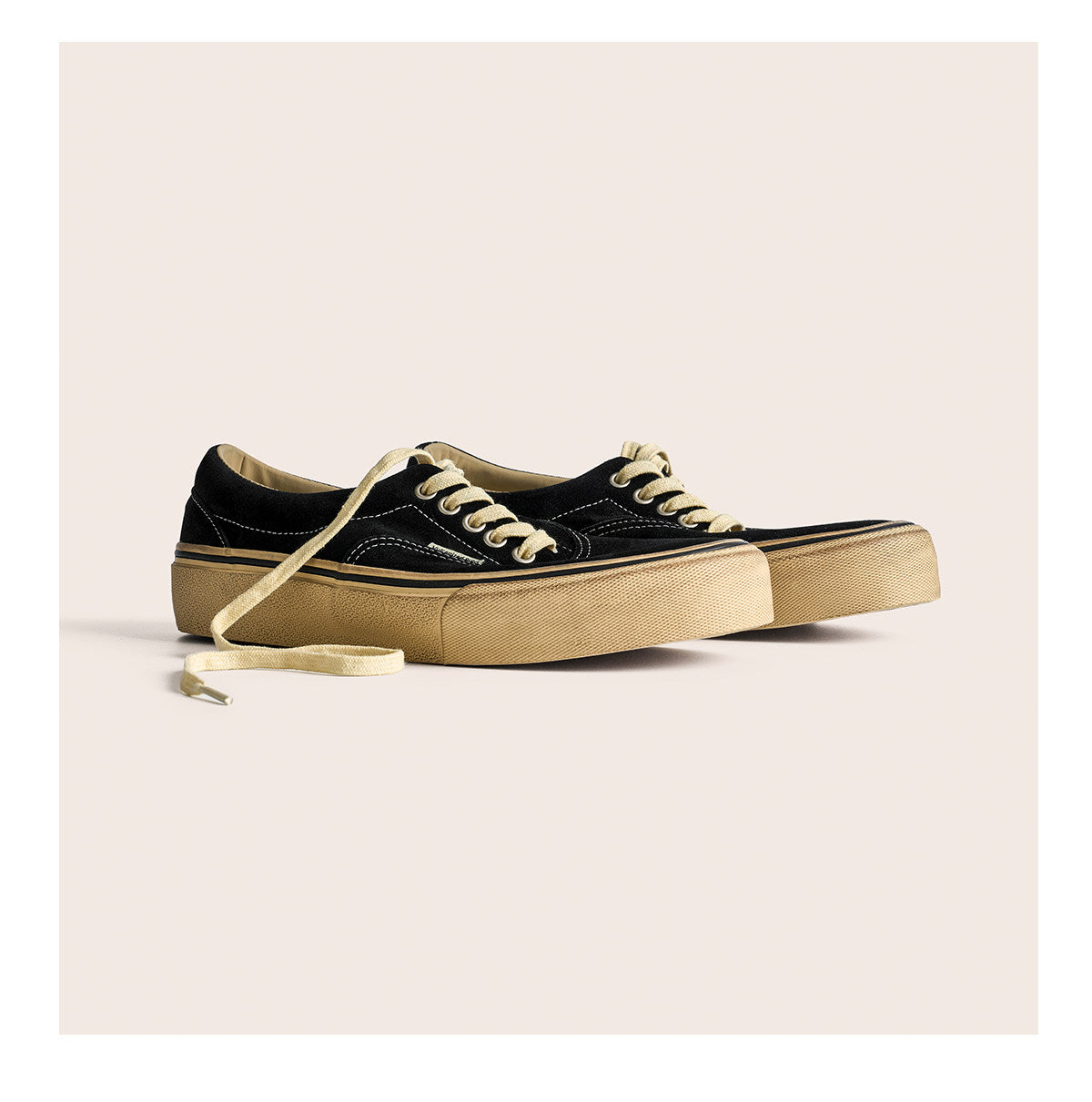suede low-top canvas shoes Thick-soled vulcanized shoes Retro Japanese trendy men's and women's crestboard shoes 2025