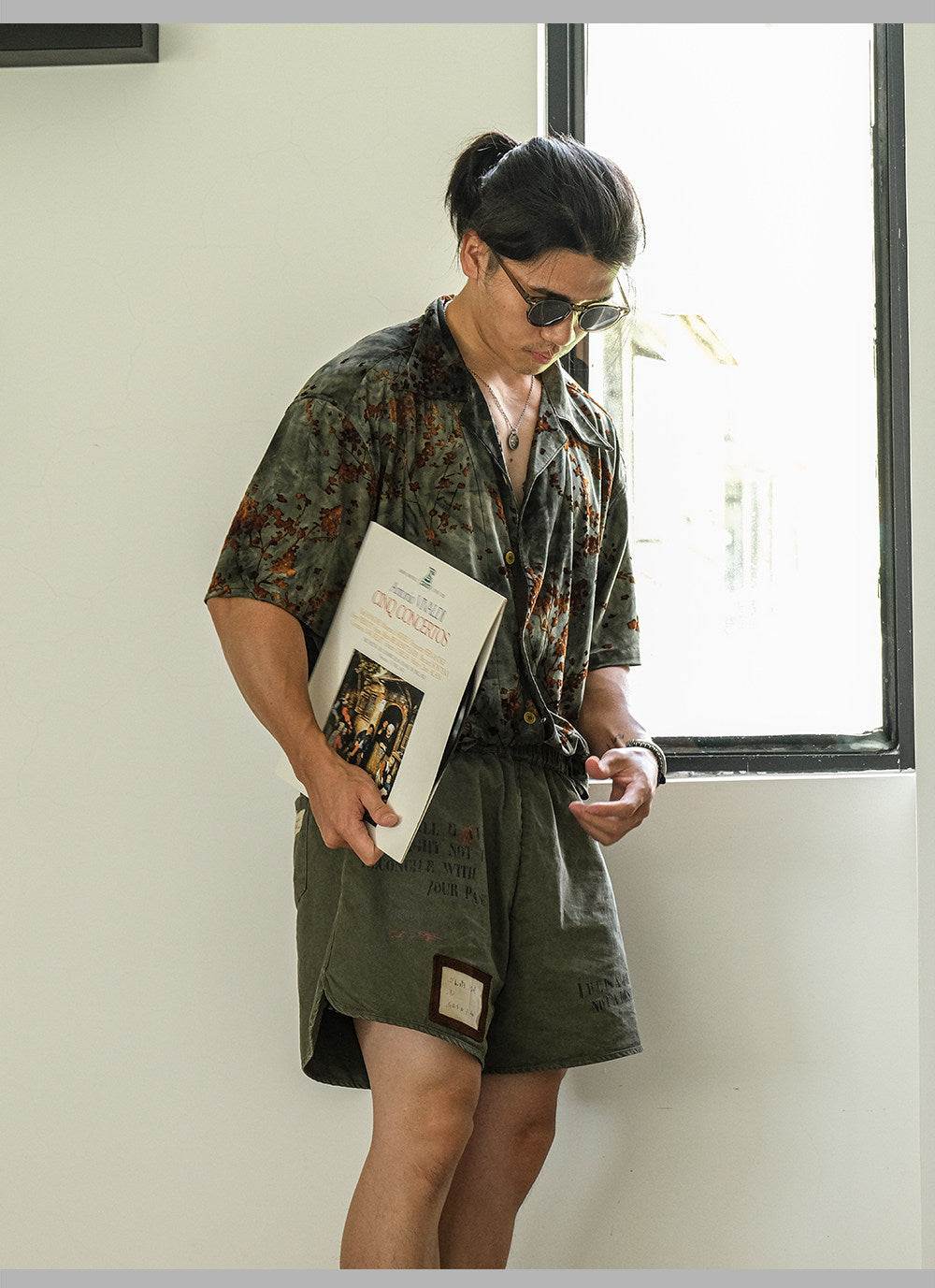 شورت صيفي أمريكي كاجوال فضفاض ومغسول بطباعة متعدد الاستخدامات