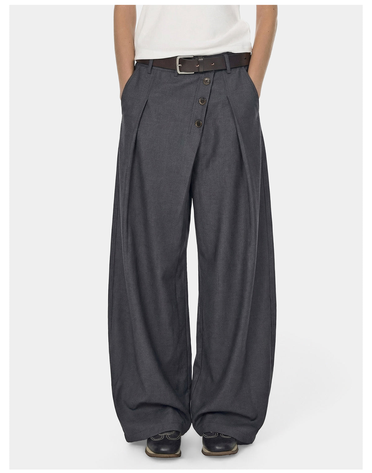 Wide-Leg Trousers – Diagonal Buttons & Deep Pleats