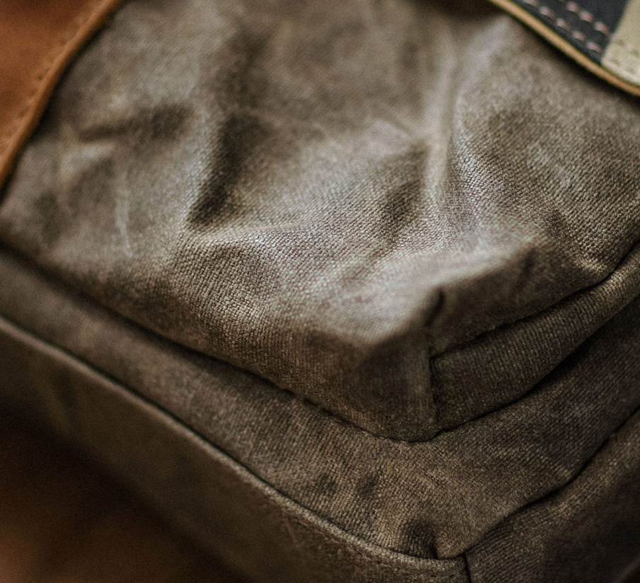 Japanese Vintage Camouflage Canvas Crossbody Bag – Indigo Cowhide Leather Messenger Shoulder Bag