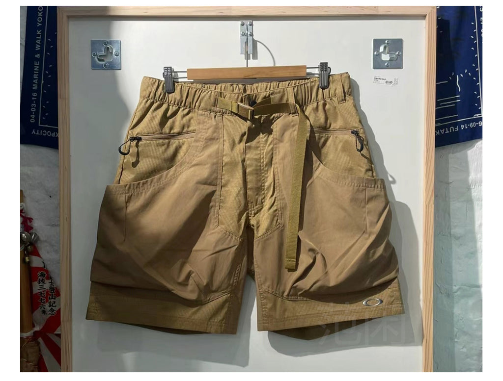 Japanese Style Outdoor Lightweight Functional Waterproof Shorts Loose Casual Large Pocket Cargo Shorts Summer