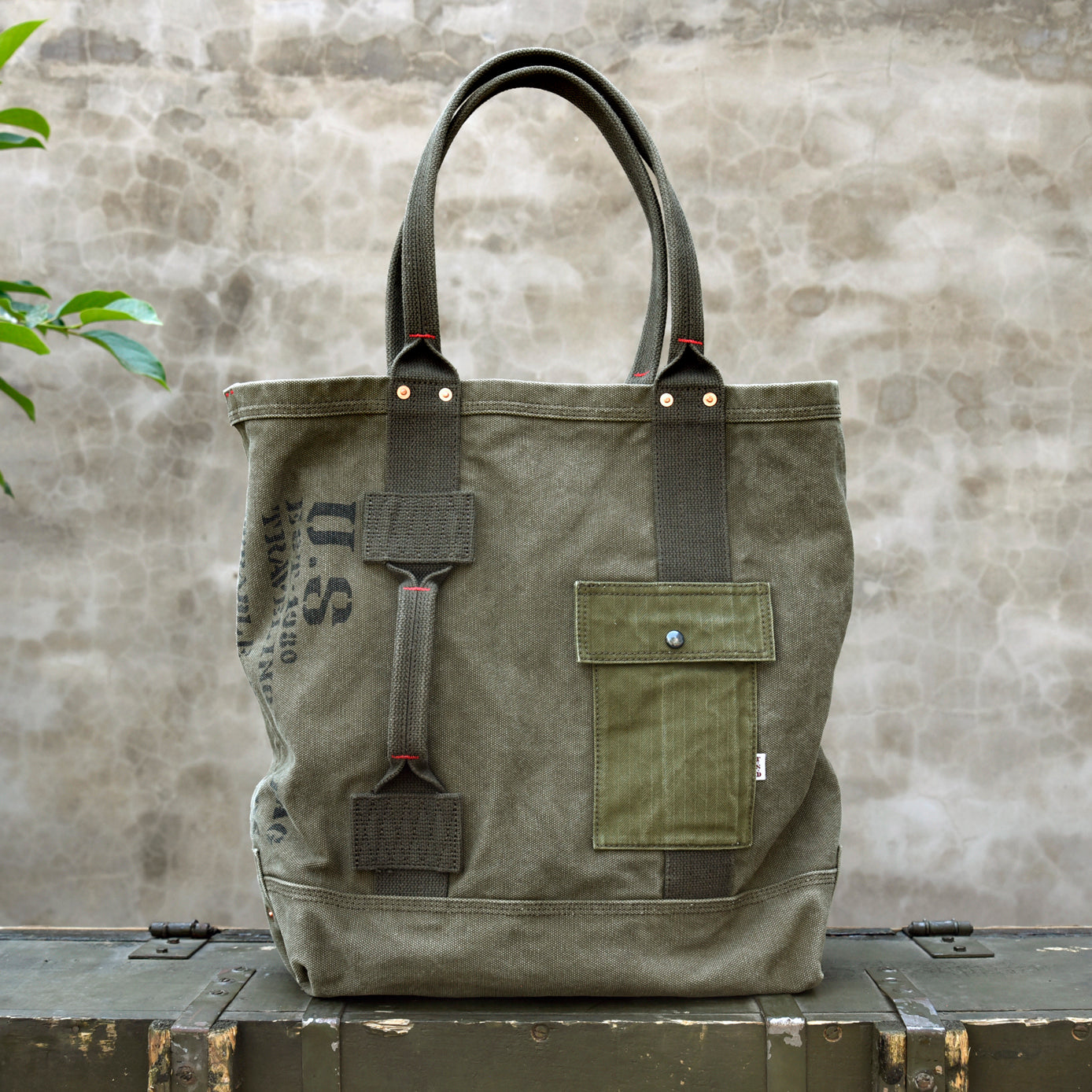 Heavy-Duty Washed Vintage Thickened Canvas Large Capacity Shoulder Bag Tote Bag