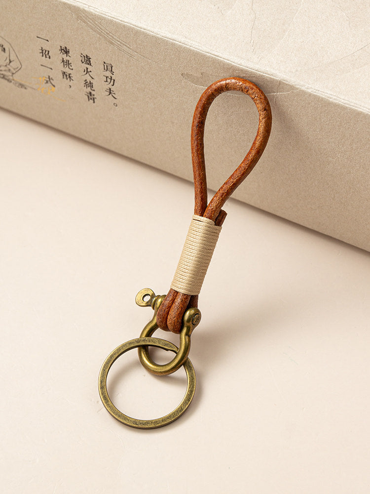 Vintage Cowhide Leather Keychain – Bracelet Pendant Charm – Japanese vintage | yamalin clothes | Yamalinclothes