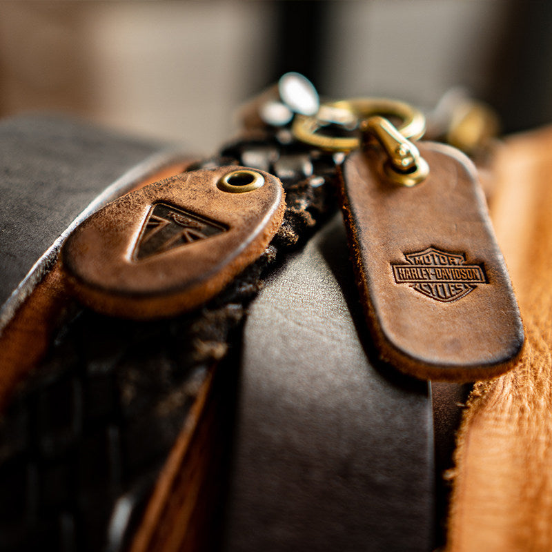 Vintage Distressed Leather Motorcycle Keychain – Custom Key Fob – Japanese vintage | yamalin clothes | Yamalinclothes
