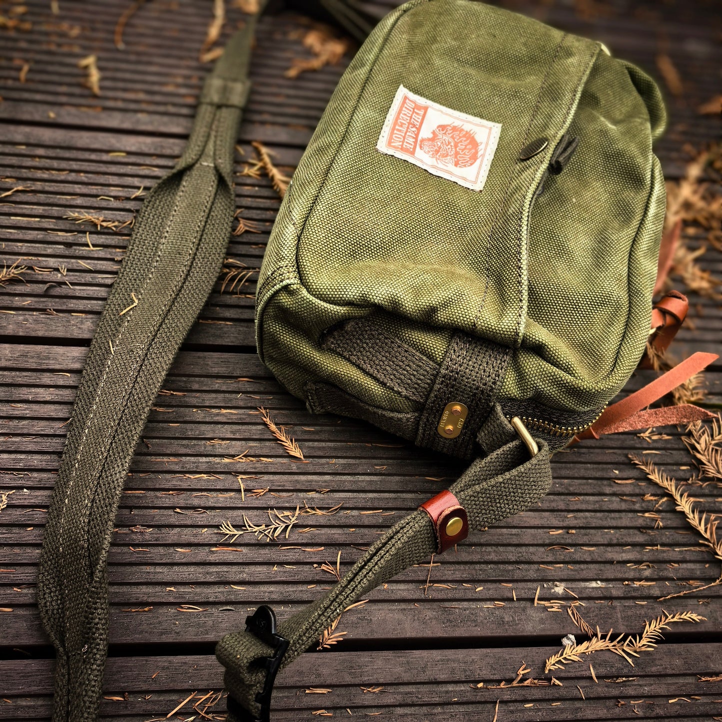 Vintage Military Canvas Crossbody Bag – Heavyweight Chest Waist Bag – Japanese vintage | yamalin clothes | Yamalinclothes