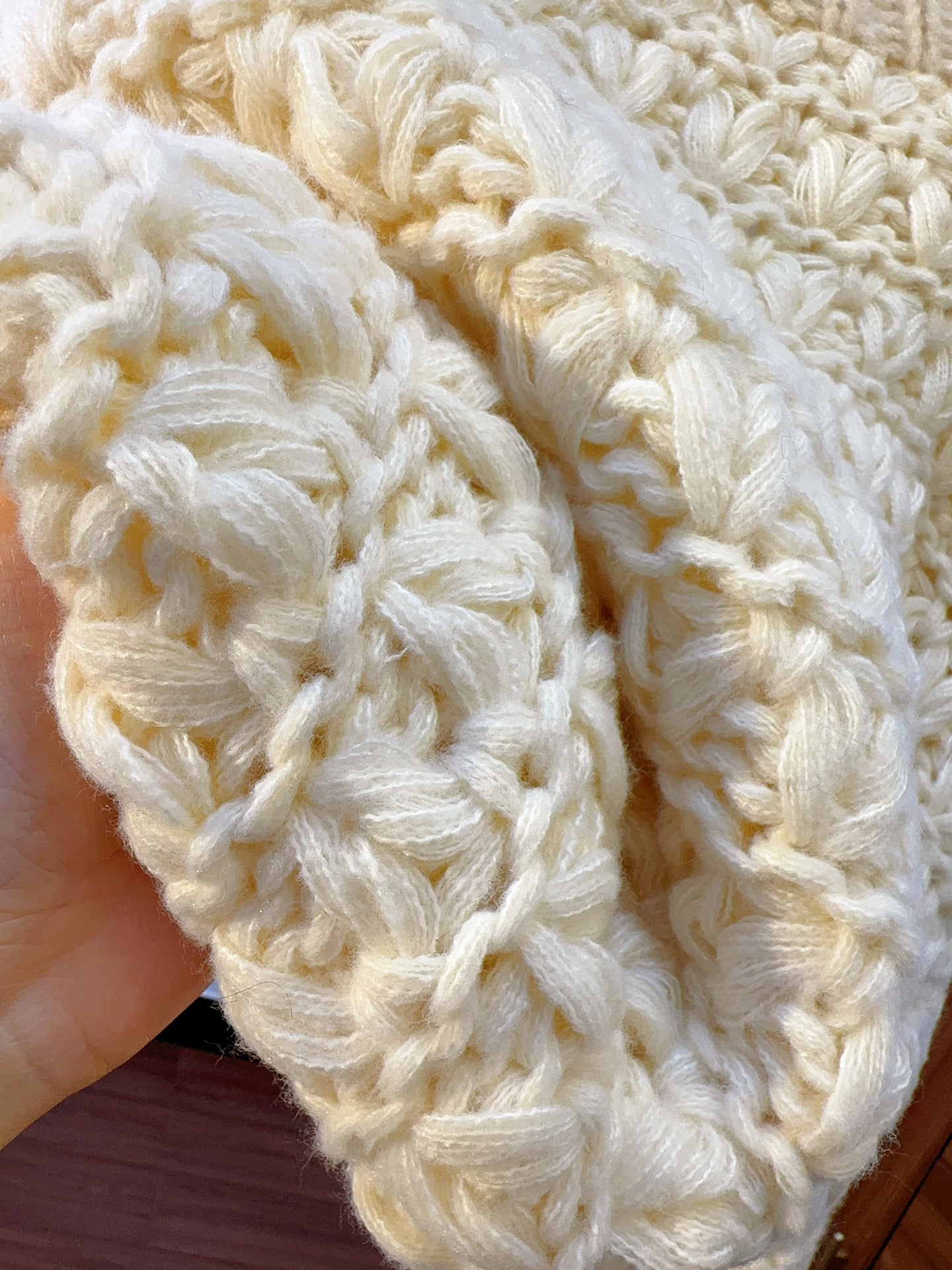 Thick-Knit Hand-Made Wool Sweater – Lantern Sleeve Loose Pullover (Women)