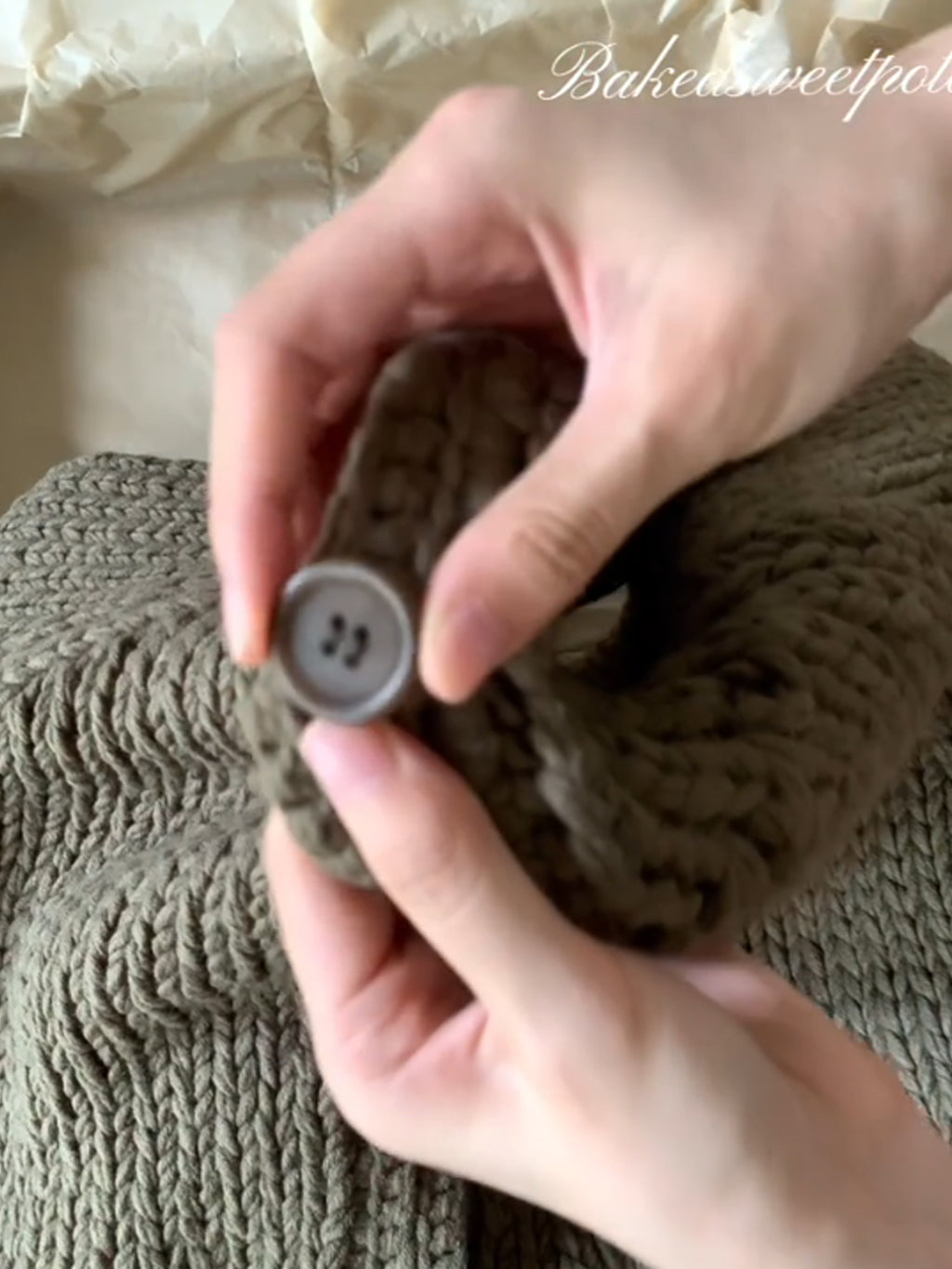 Retro Mustard Green Cable-Knit Half-Turtleneck Cardigan – High-Grade Cozy Luxe for Women