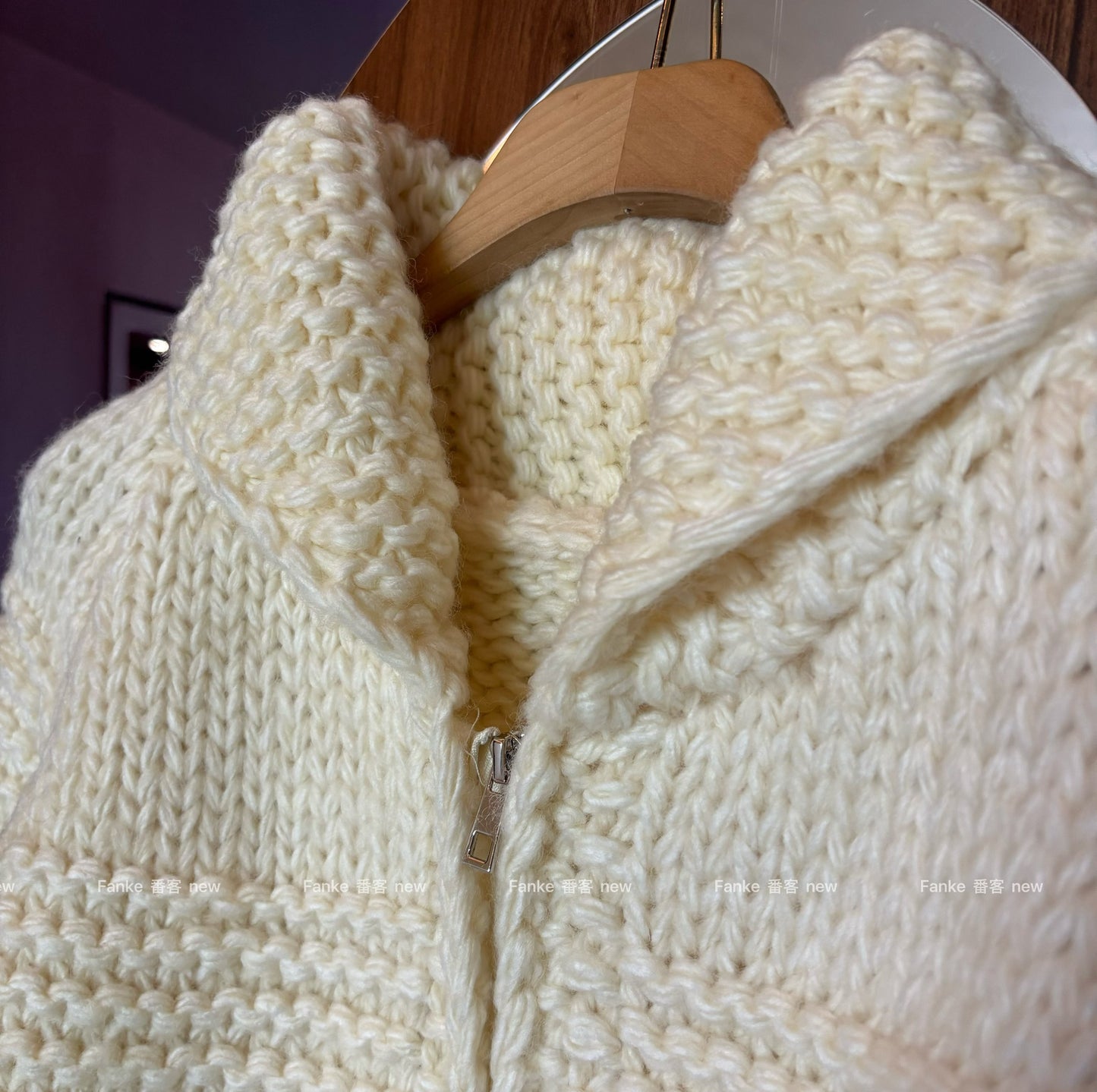 Women's South Korean Wave Pattern Knitted Cardigan - Autumn Winter Thick Wool Zipper Versatile Sweater Coat