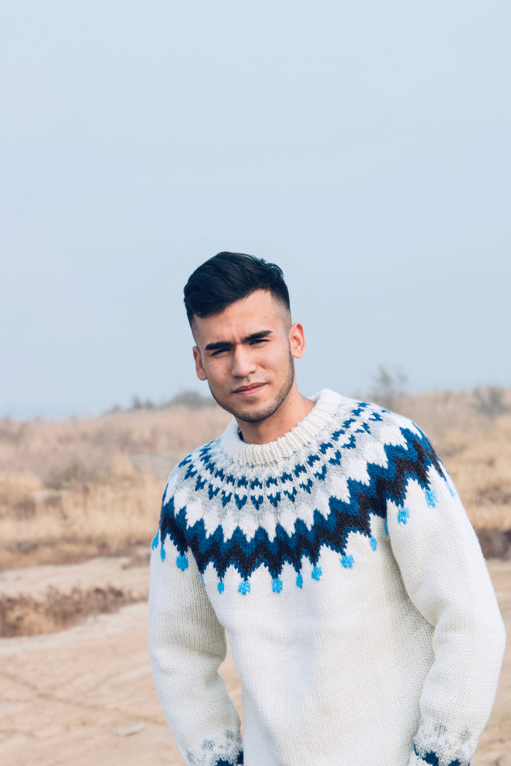 Hand-Knitted Icelandic Japanese Retro Unisex Sweater Couple Travel Fair Isle Cat Minimalist Style Pullover