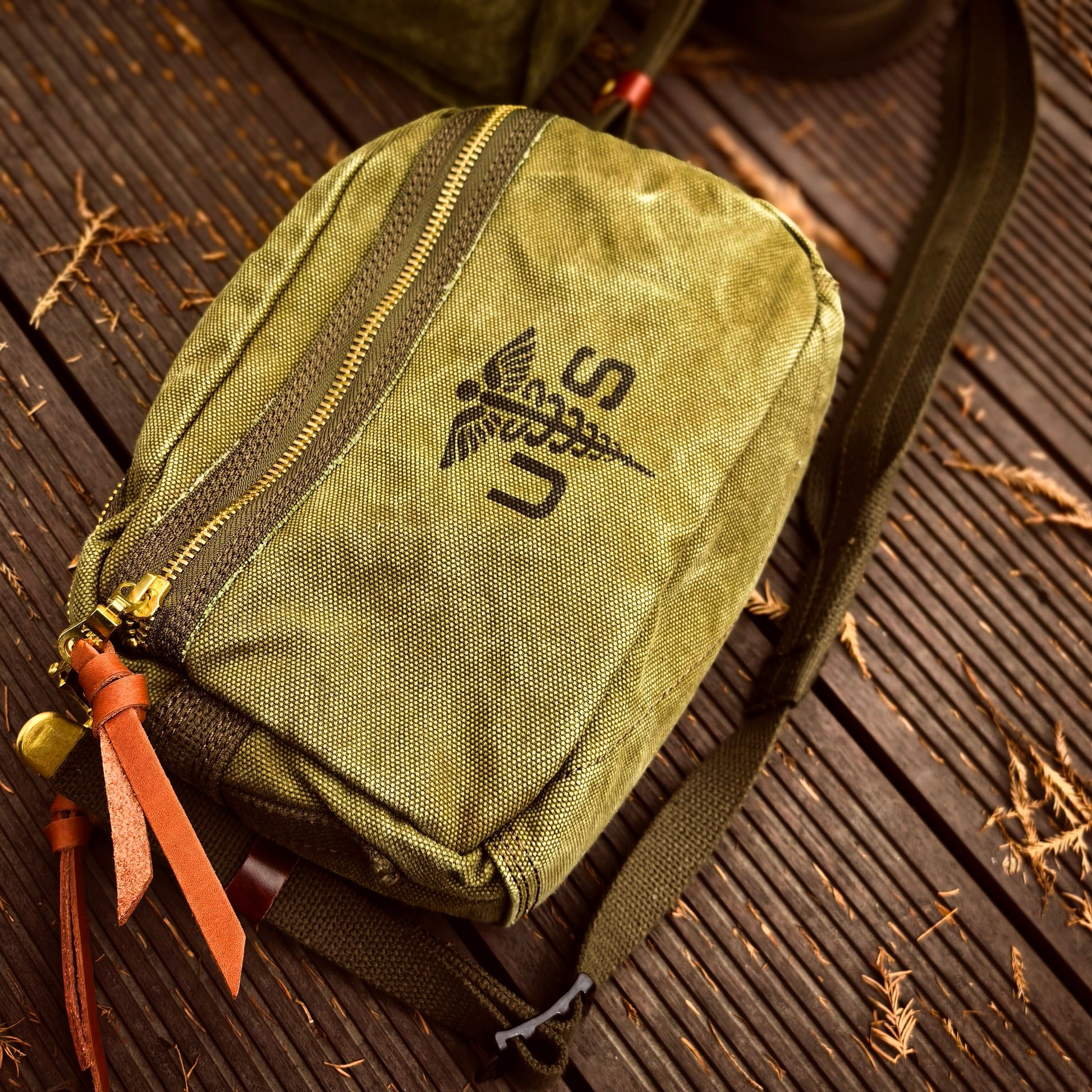 Vintage Military Canvas Crossbody Bag – Heavyweight Chest Waist Bag – Japanese vintage | yamalin clothes | Yamalinclothes