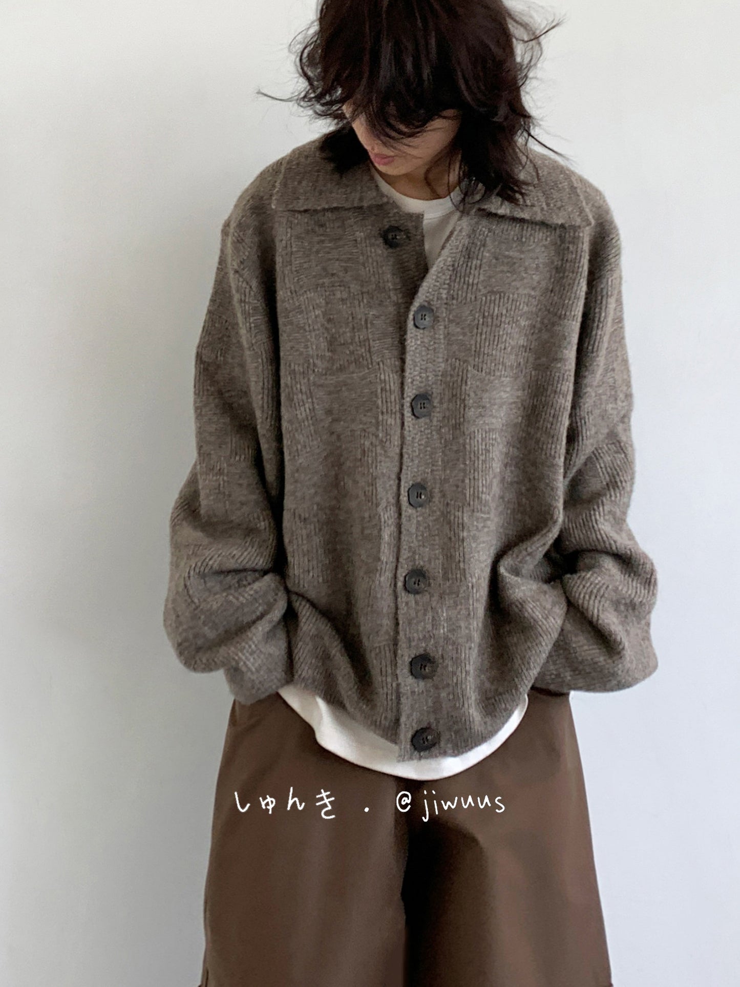 Collegiate Vintage Knit Cardigan – Unisex Oversized Grey Oatmeal