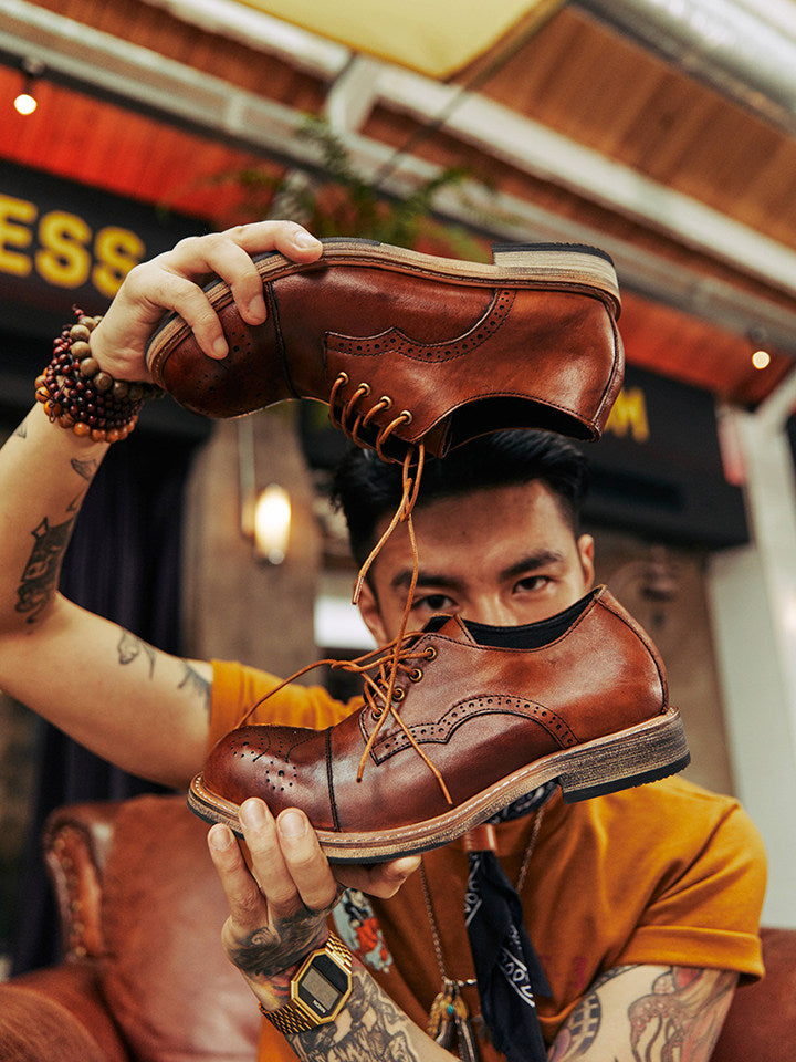Vintage Brogue Carved Cowhide Leather Shoes – Men's Distressed Brown