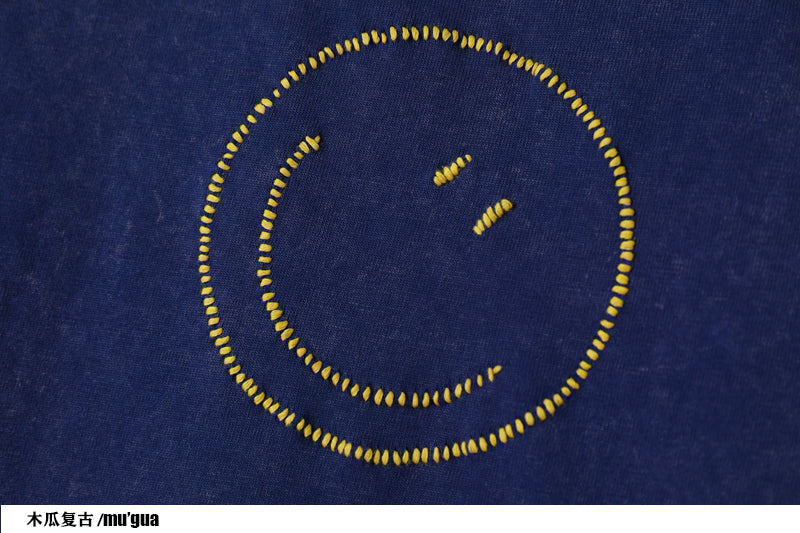 Hand-Embroidered 3D Smiley Face Cotton Tee – Vintage Crewneck Short Sleeve, Casual Unisex