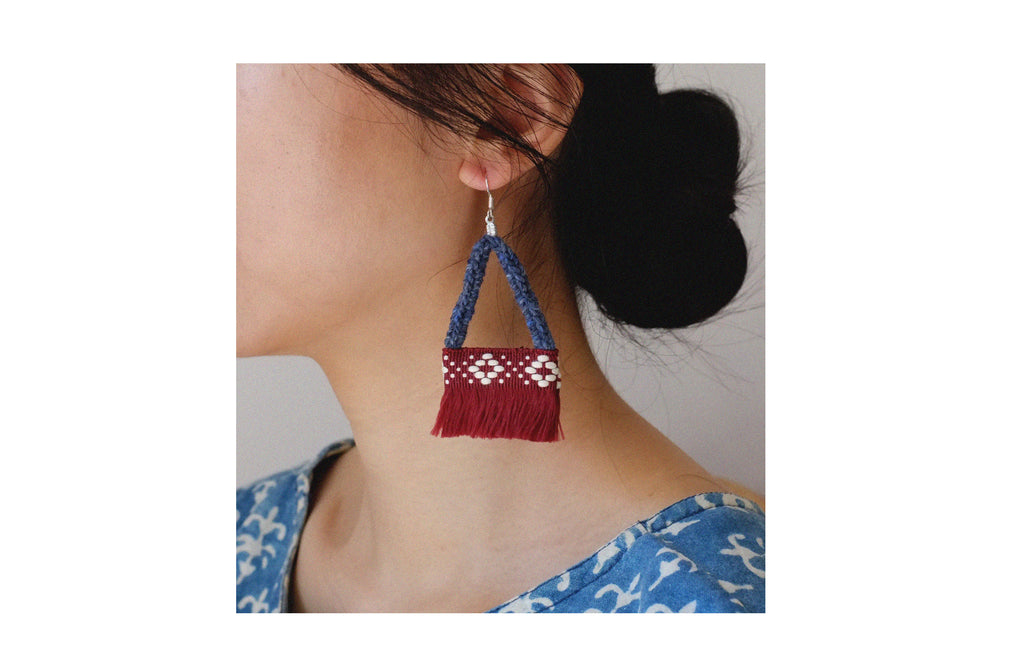 Original Earrings Niche Design Sense High-end Unique Color-blocking Handmade Crochet Silver Ear Studs