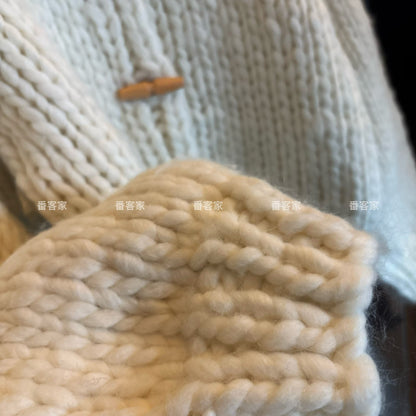 Women's 2025 Autumn Winter Korean Lazy Style Thick Knit Cardigan - Loose Horn Button Sweater