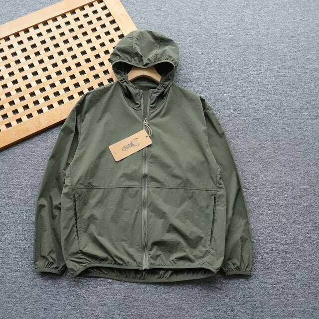 American Style Summer Hooded Sun Protection Jacket Versatile Breathable Unisex Lightweight Trendy Coat with a Sense of Design
