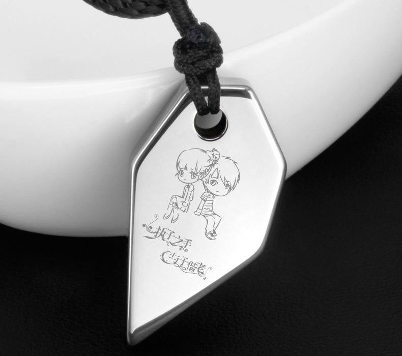 Klein Blue Men's Necklace Light Luxury Niche High-end Sense Cool Sweater Chain Trend Lucky Pendant Tungsten Pendant