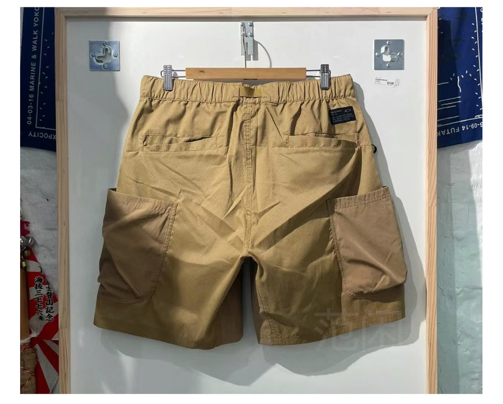 Japanese Style Outdoor Lightweight Functional Waterproof Shorts Loose Casual Large Pocket Cargo Shorts Summer