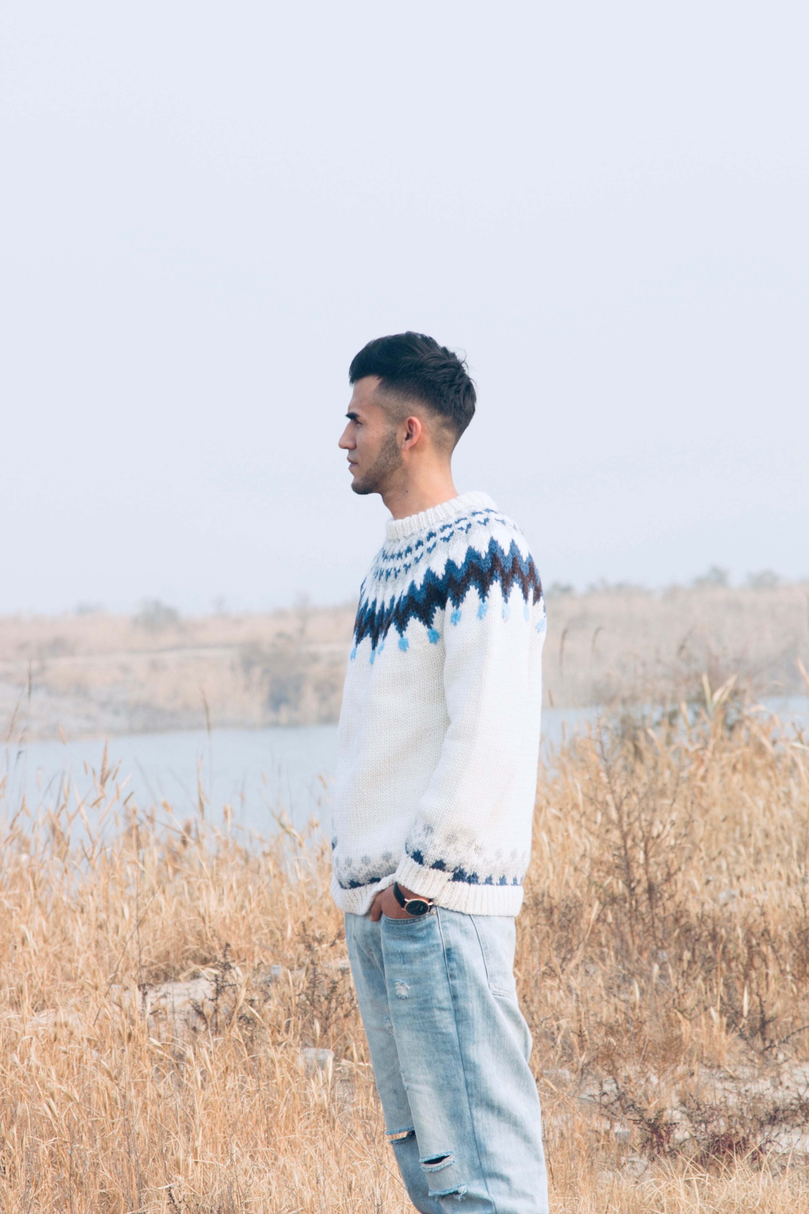 Hand-Knitted Icelandic Japanese Retro Unisex Sweater Couple Travel Fair Isle Cat Minimalist Style Pullover