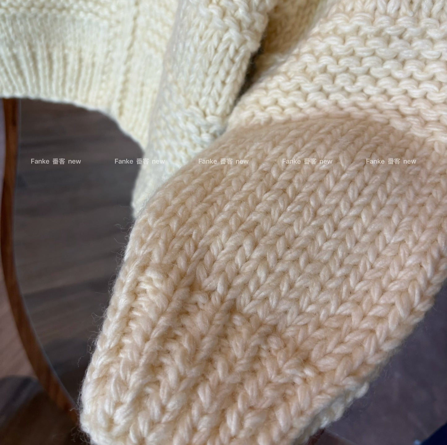 Women's South Korean Wave Pattern Knitted Cardigan - Autumn Winter Thick Wool Zipper Versatile Sweater Coat