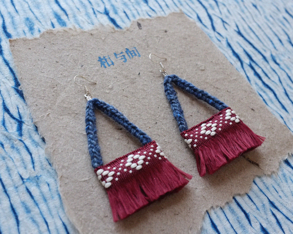 Original Earrings Niche Design Sense High-end Unique Color-blocking Handmade Crochet Silver Ear Studs