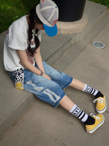 Loose Embroidered Bone Distressed Denim Shorts – Washed Unisex Oversized Streetwear