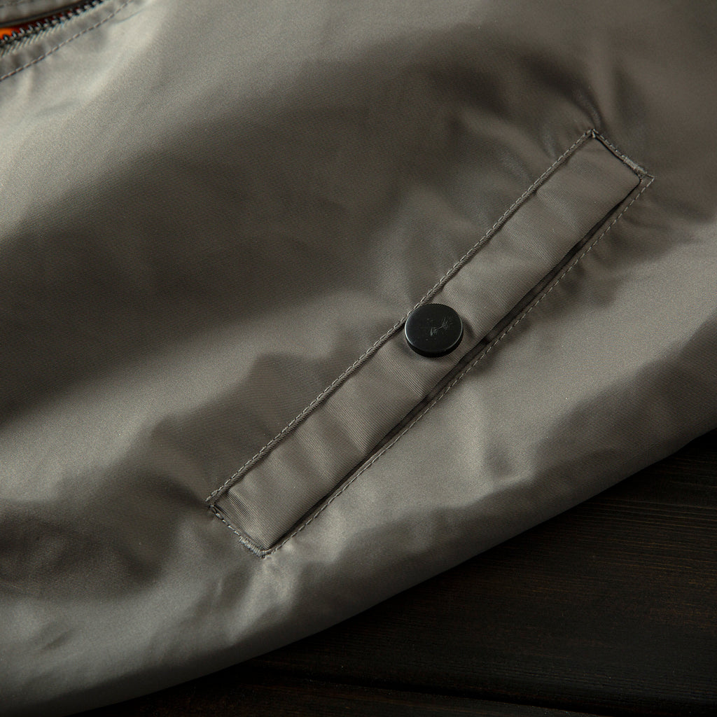 Men’s Heavy Embroidery Baseball-Collar Flight Jacket – Rugged Retro Casual for Fall