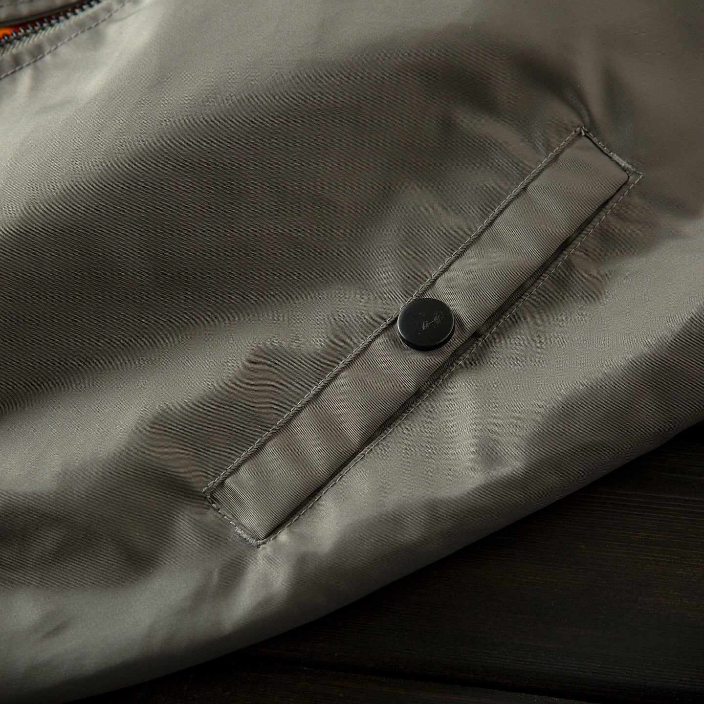 Men’s Heavy Embroidery Baseball-Collar Flight Jacket – Rugged Retro Casual for Fall