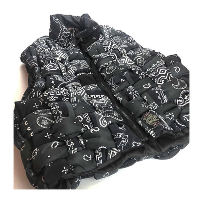Nylon Paisley Print Down Vest – High-Neck Zip Padded Unisex – Vests | japanese streetwear | vintage workwear | unisex | Yamalinclothes