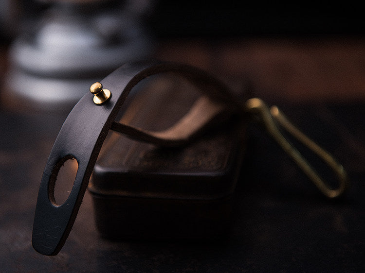 Leather Motorcycle Glove Clamp – Handlebar Glove Holder – Japanese vintage | yamalin clothes | Yamalinclothes