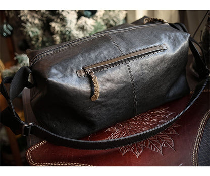 Vegetable-Tanned Cowhide Shoulder Bag – Men's Large Capacity Leather Messenger Bag