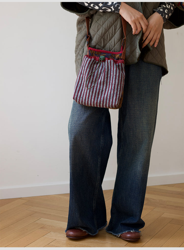 Original 2024 Autumn Winter New Wool Lightweight Crossbody Phone Bag Retro Niche Mini Bag