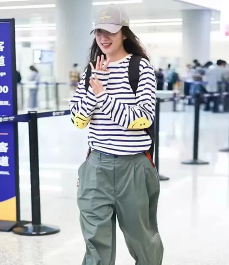 Japanese men's and women's striped four-eye smiley face print casual long-sleeved base shirt T-shirt