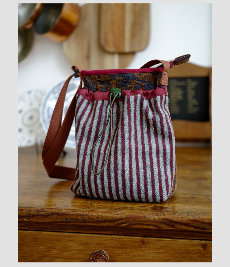 Original 2024 Autumn Winter New Wool Lightweight Crossbody Phone Bag Retro Niche Mini Bag