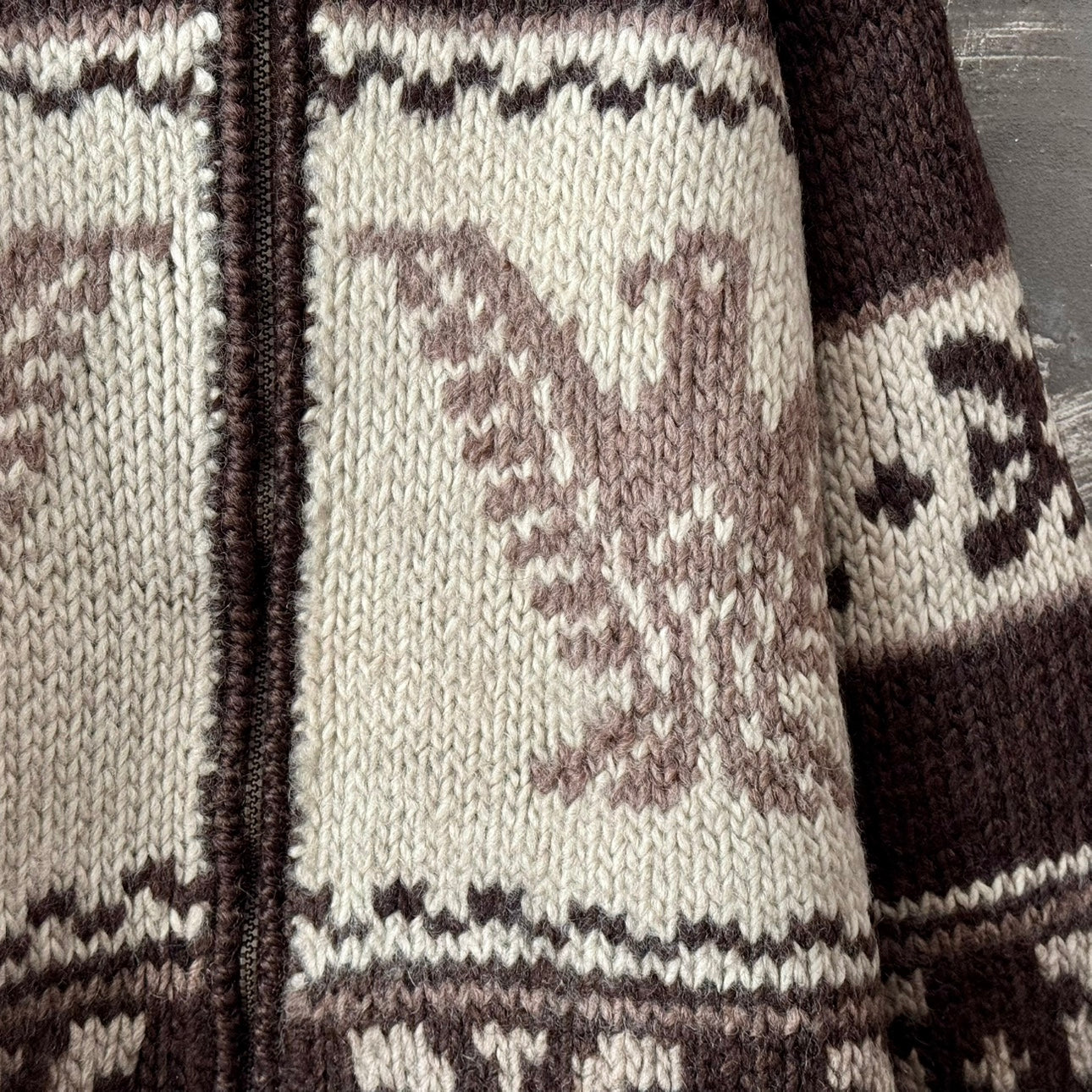 100% Goat Wool Thick Knit Handmade Eagle Deer Cardigan Vintage Sweater DF32